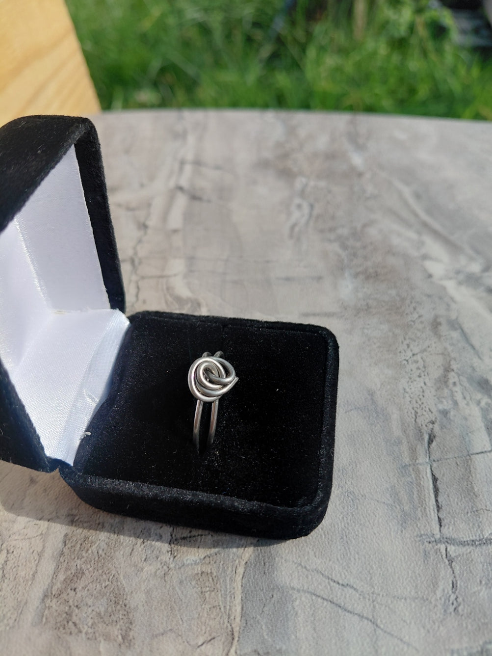 stainless steel wire wrapped with wrapped rose