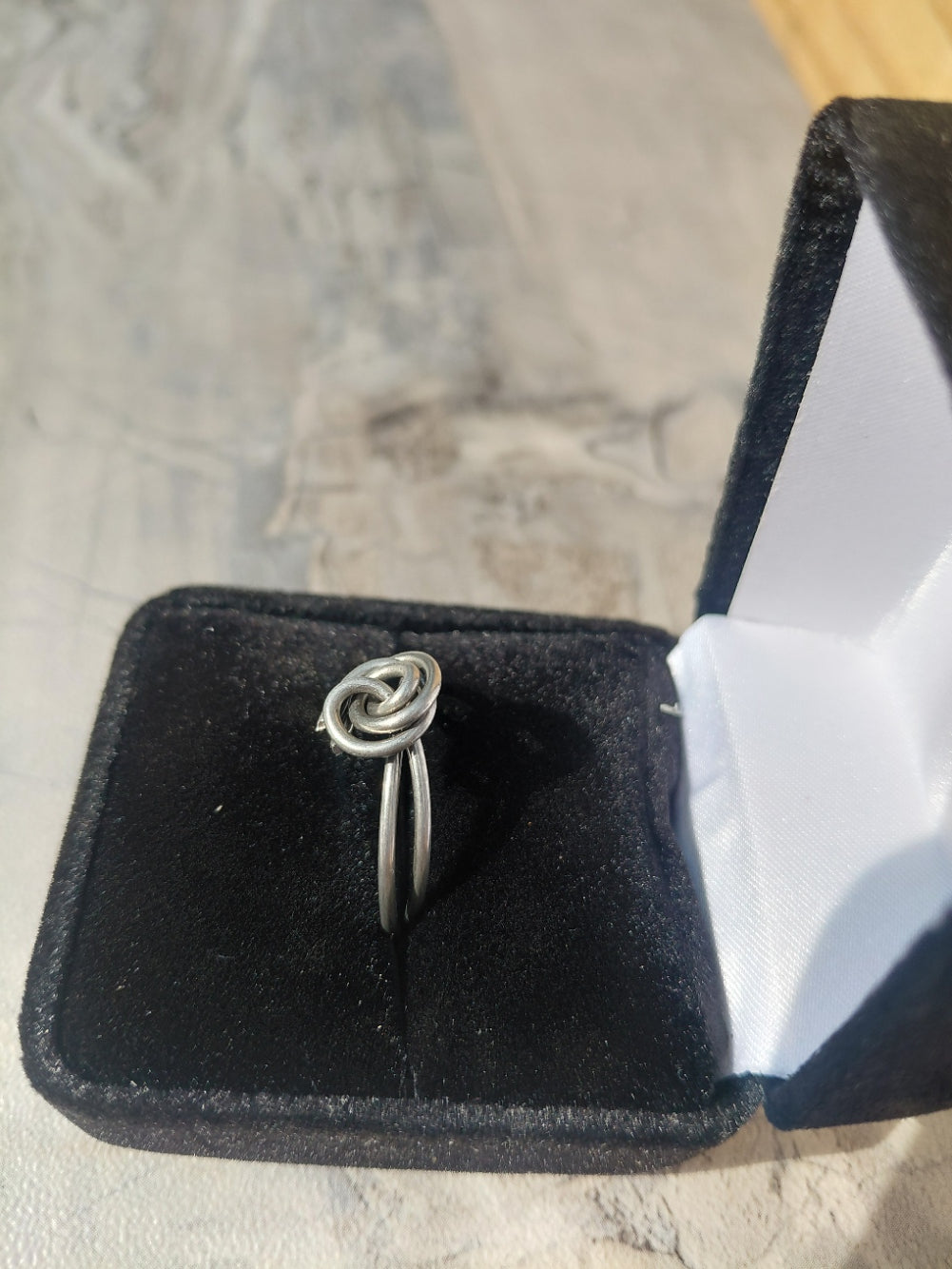 stainless steel wire wrapped with wrapped rose